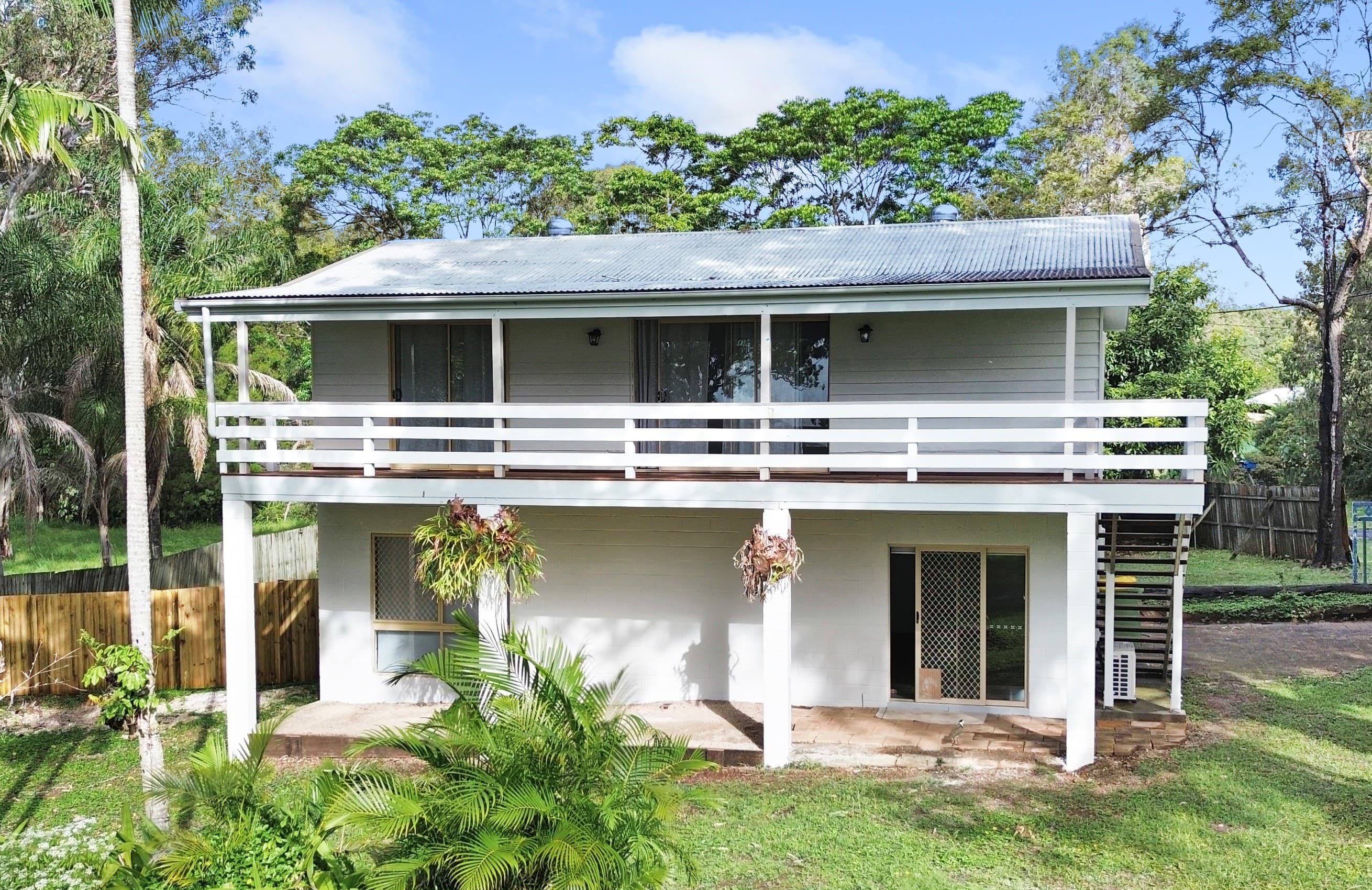 17 Wyena Ave, Lamb Island 4184 QLD, Lamb Island - Image 1