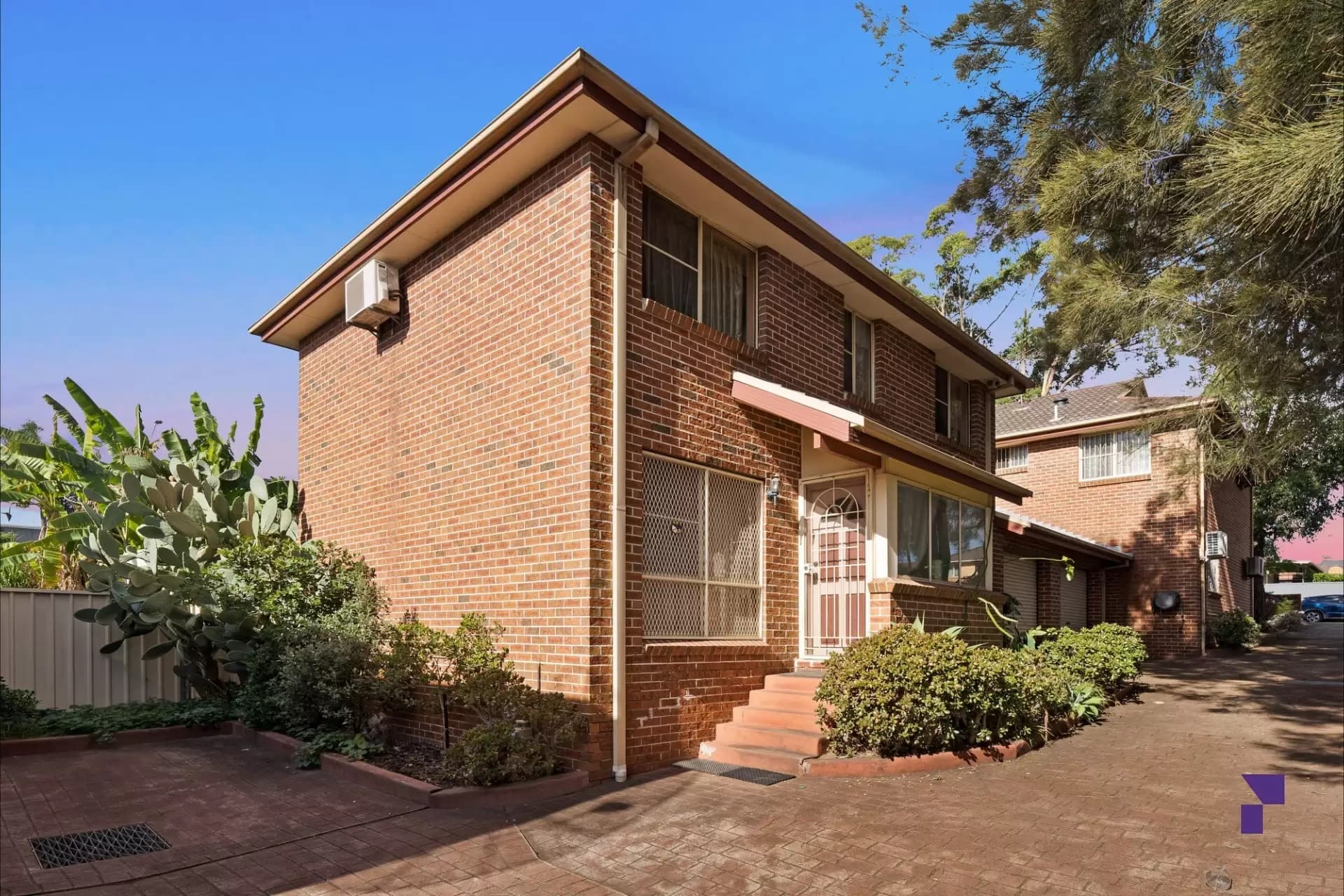 2/128b Wilbur Street, Greenacre - Image 1