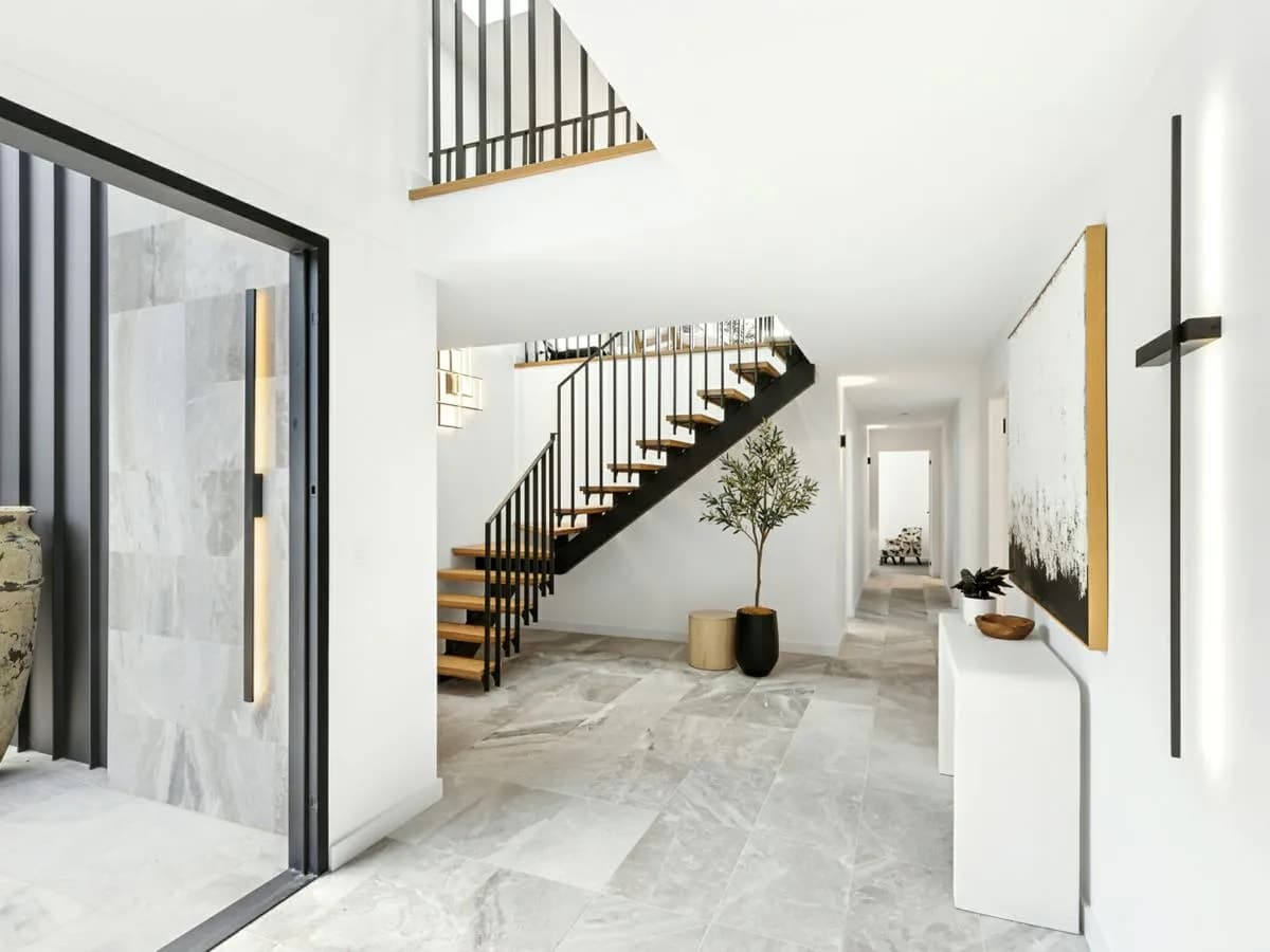 137a Albany Street, POINT FREDERICK, Point Frederick - Image 1