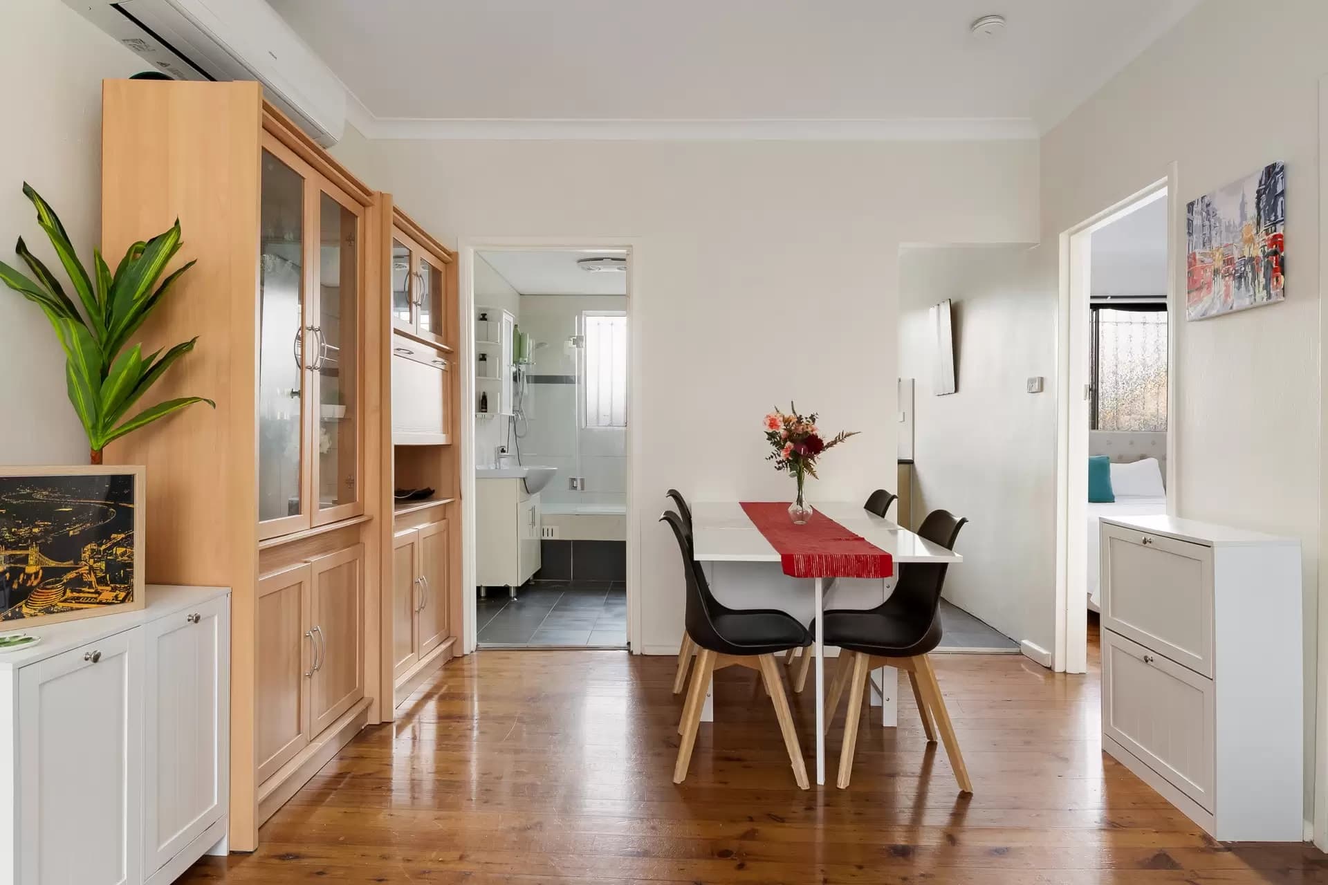 2/4 Howard Street, Canterbury - Image 1