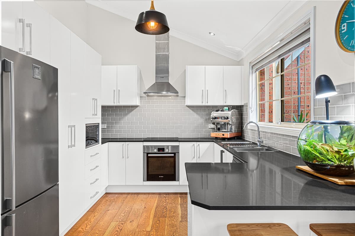 9/39 Popes Road, Woonona, Woonona - Image 1