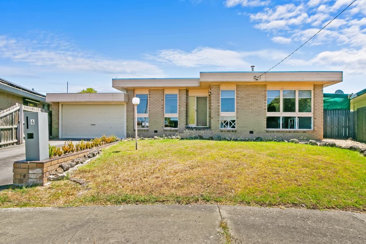 4 Blackwood Place, Morwell VIC 3840, Morwell - Image 1