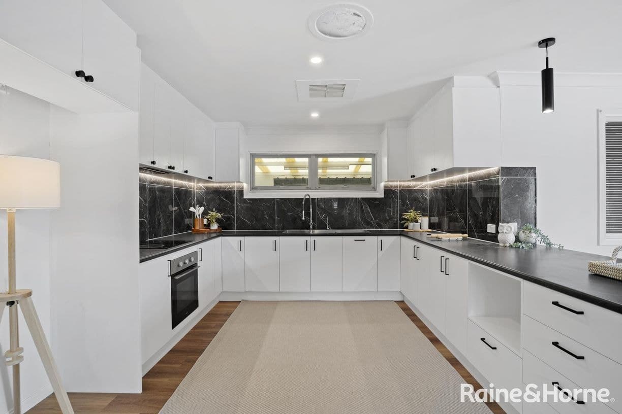 Level 11, 447 Kent Street, Sydney, NSW, 2000, Logan Central - Image 1