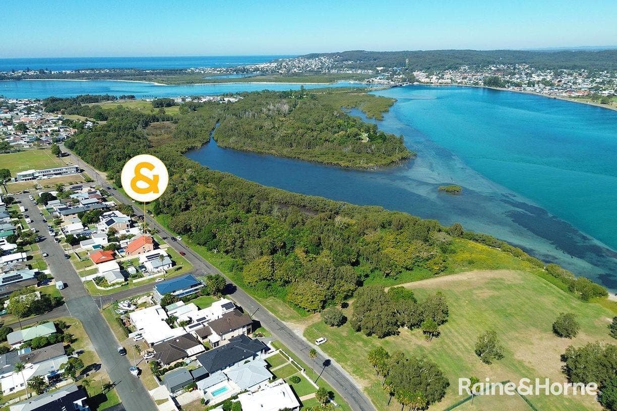 1/64 Lakeview Parade, Pelican, NSW 2281, Pelican - Image 1