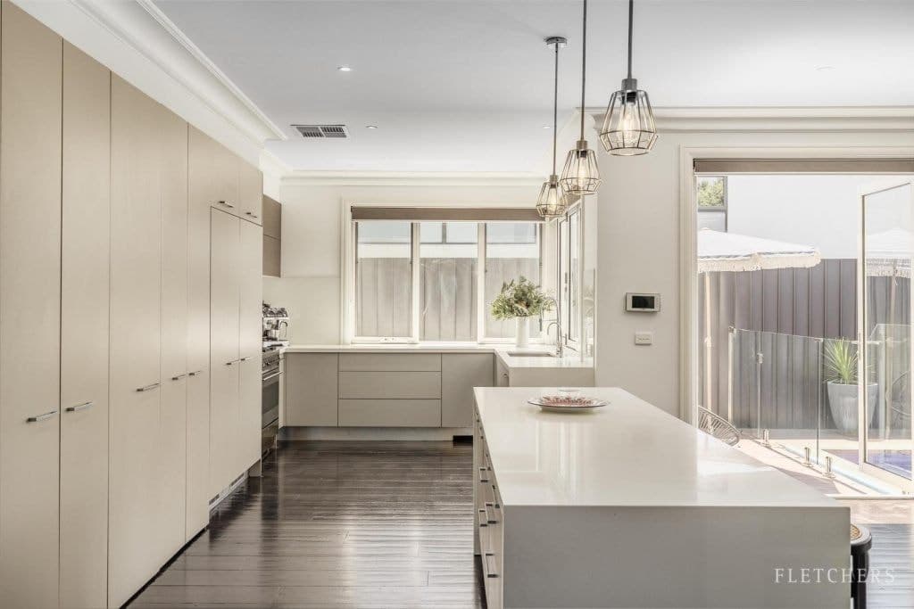 64A Rostrevor Parade, Mont Albert North - Image 1