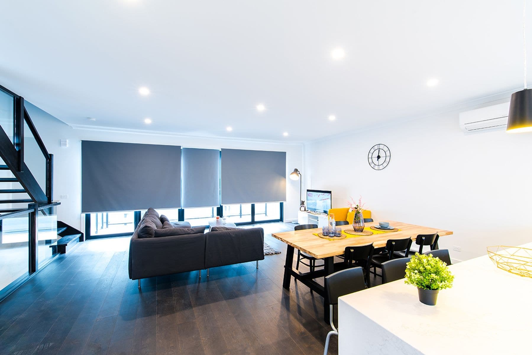 15 Sunlight Road, Port Melbourne VIC 3207, Port Melbourne - Image 1