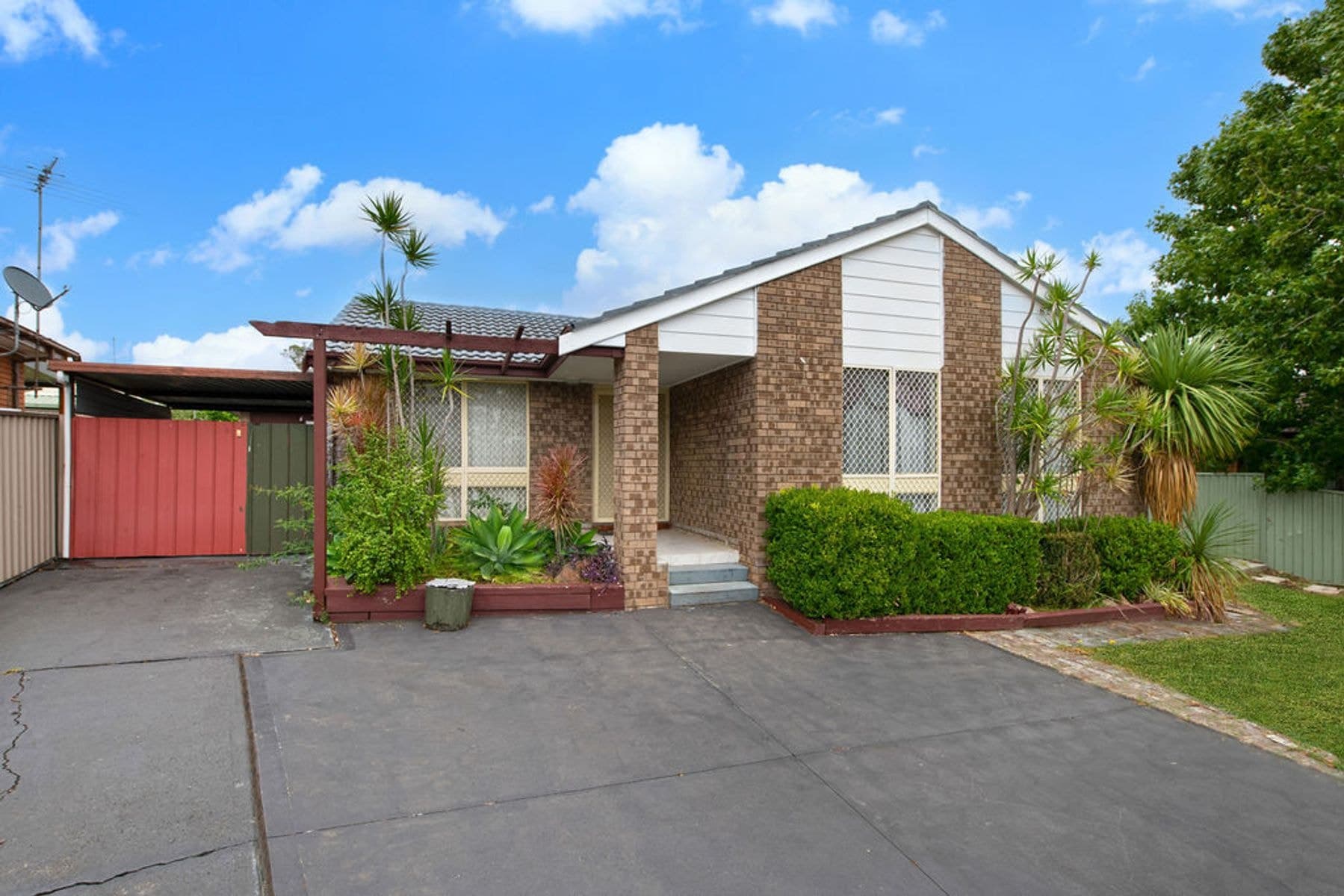 27 Queenscliff Drive, Woodbine NSW 2560, Woodbine - Image 1