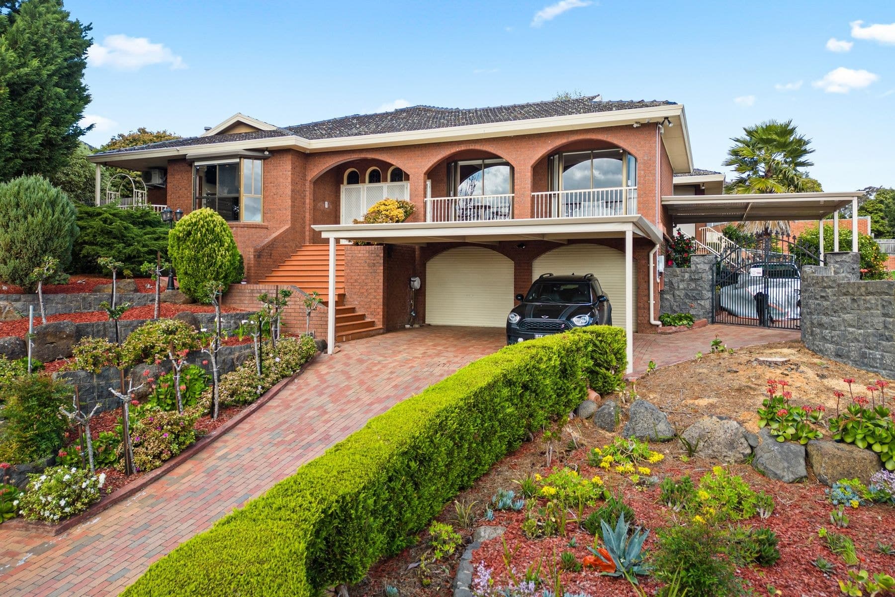 4 Simone Crescent, Doncaster East VIC 3109, Doncaster East - Image 1