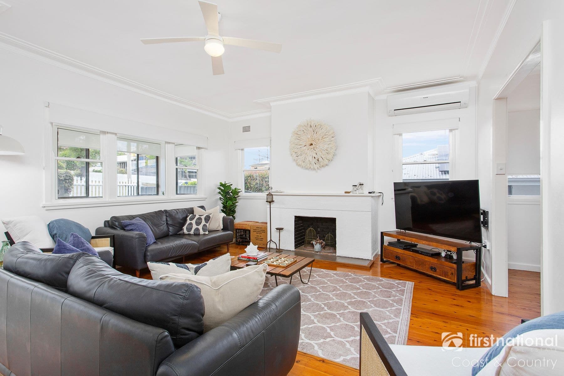17 Chapman Street, Kiama NSW 2533, Kiama - Image 1