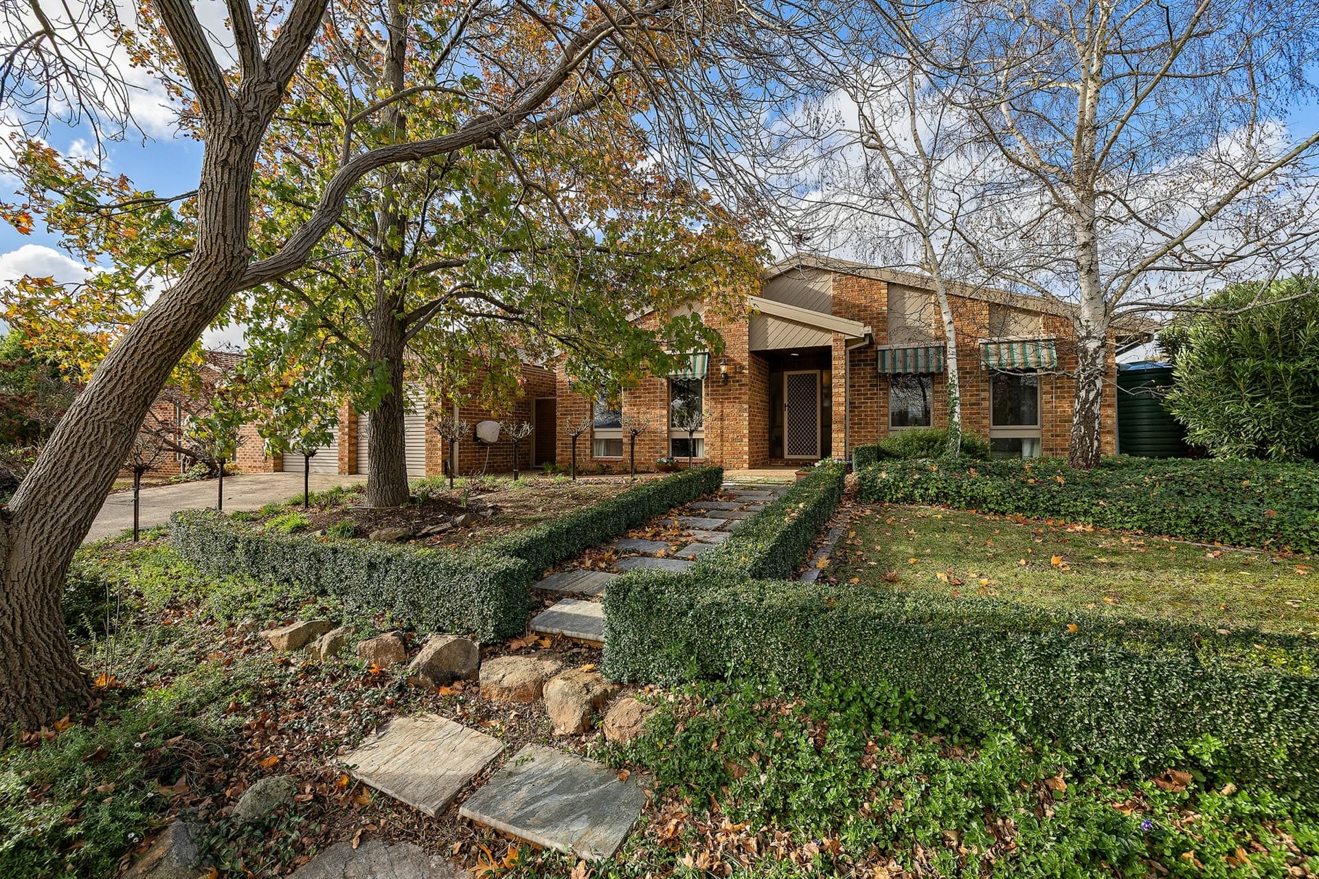 12 Firbank Close, Isabella Plains, Isabella Plains - Image 1