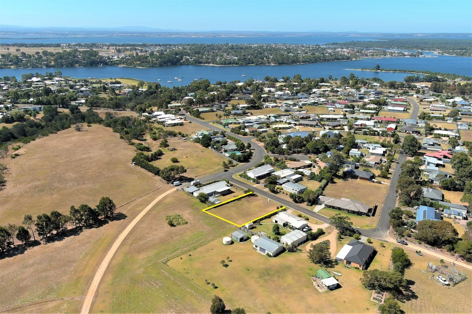 4 Lake Tide Avenue, Newlands Arm VIC 3875, Newlands Arm - Image 1