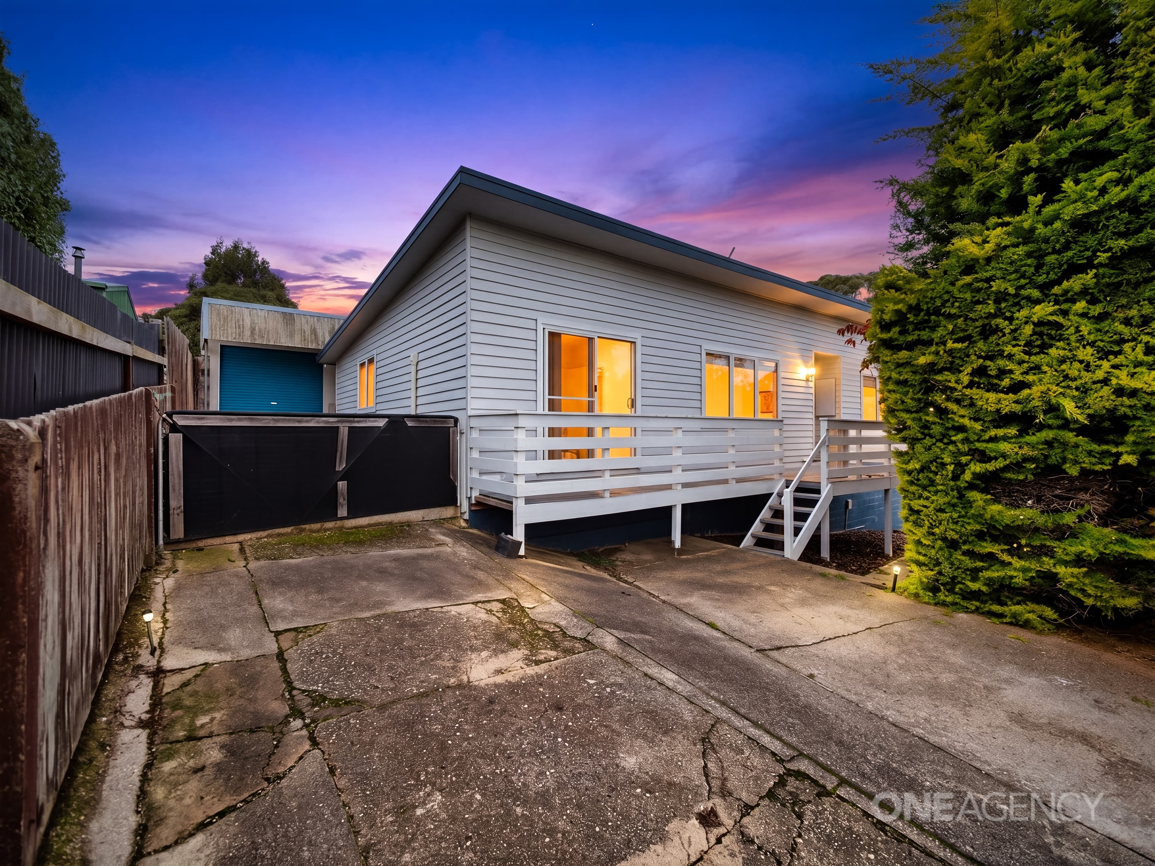 6 Old Cam Road, Somerset, Somerset - Image 1