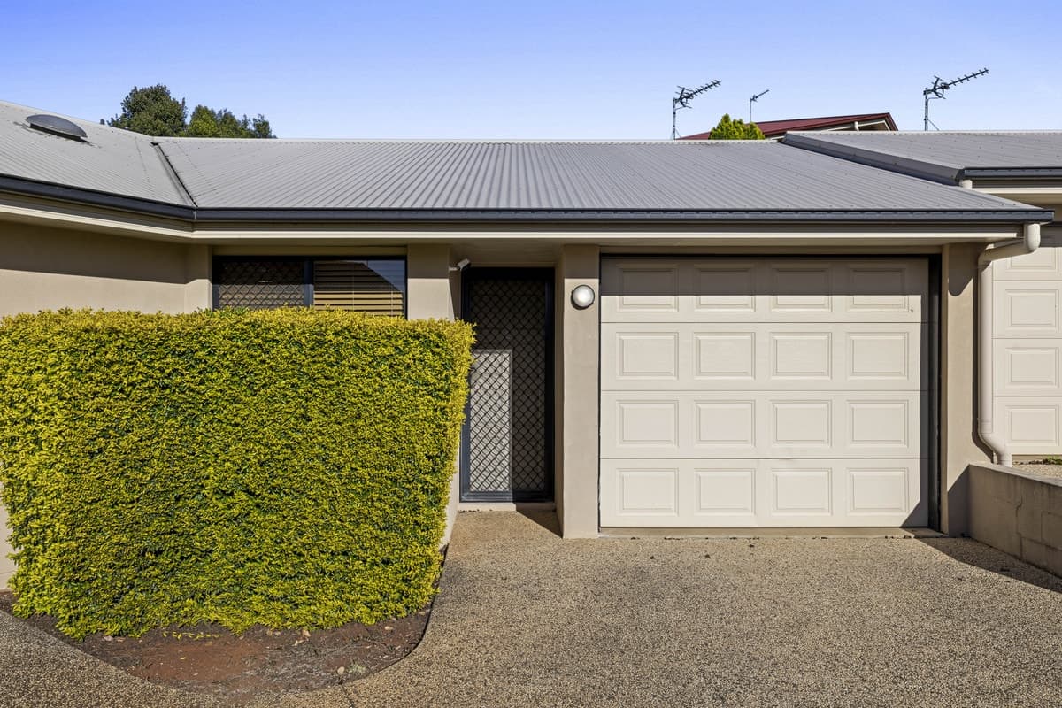 2 / 8 Mason Court, Kearneys Spring QLD 4350, Kearneys Spring - Image 1