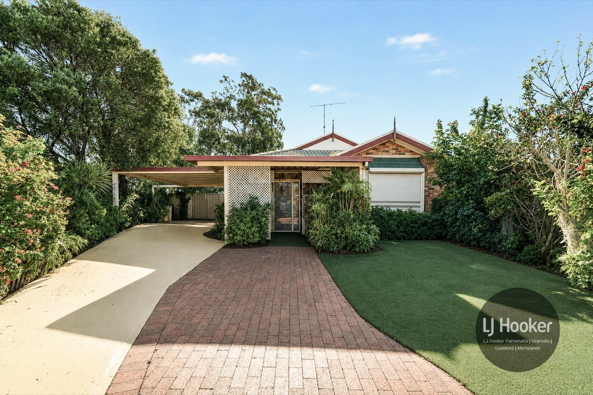 13 Glenview Grove, Glendenning, Glendenning - Image 1