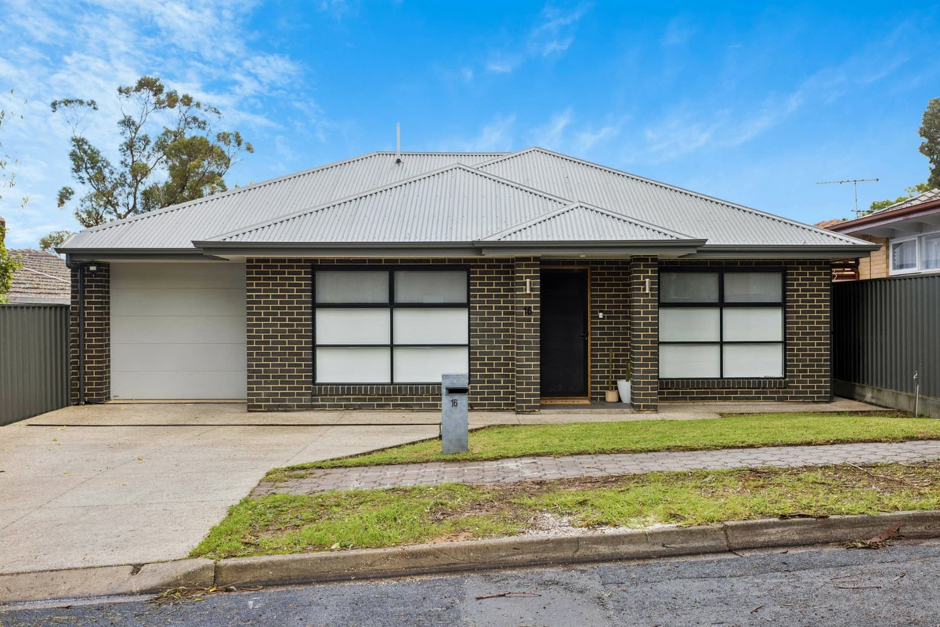 16 Jeff Street, Para Vista, Para Vista - Image 1
