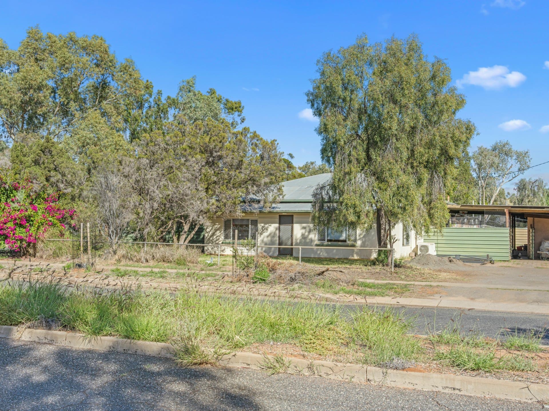 15 Chewings Street, East Side, East Side - Image 1