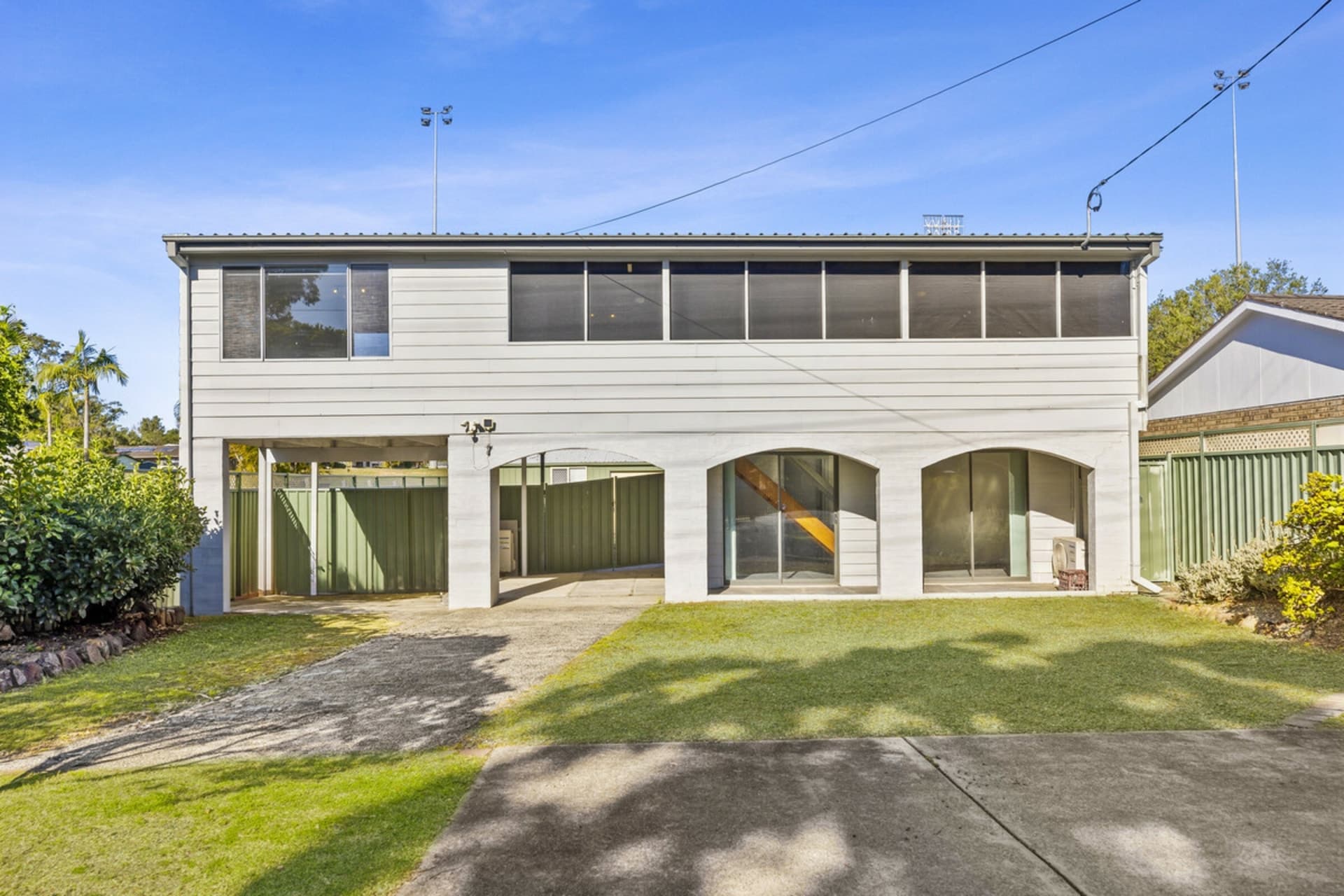 33 Mawson Drive, Killarney Vale, Killarney Vale - Image 1
