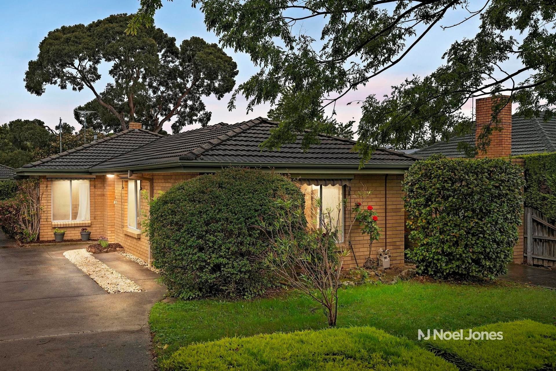5/40 Barcelona Street, Box Hill - Image 1
