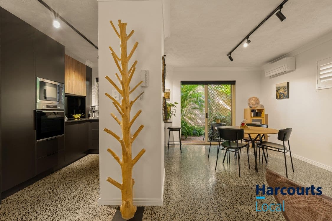 1/18 Alma Road, CLAYFIELD, QLD 4011, Clayfield - Image 1