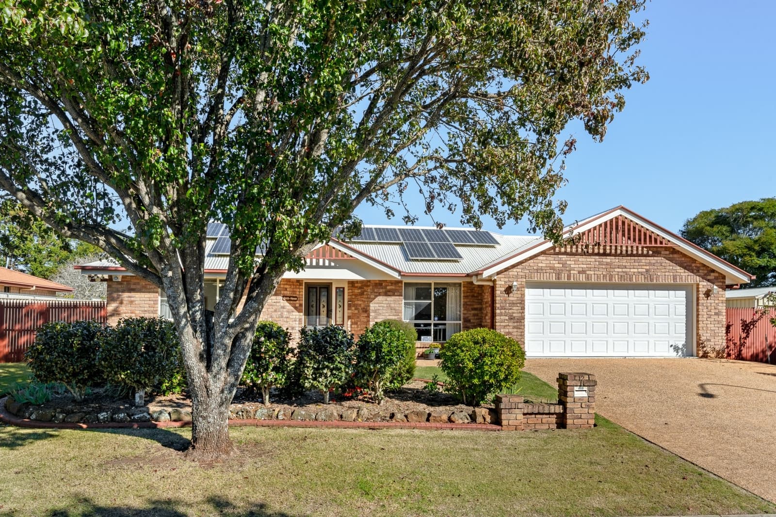 12 Mengel Court, MIDDLE RIDGE, Middle Ridge - Image 1