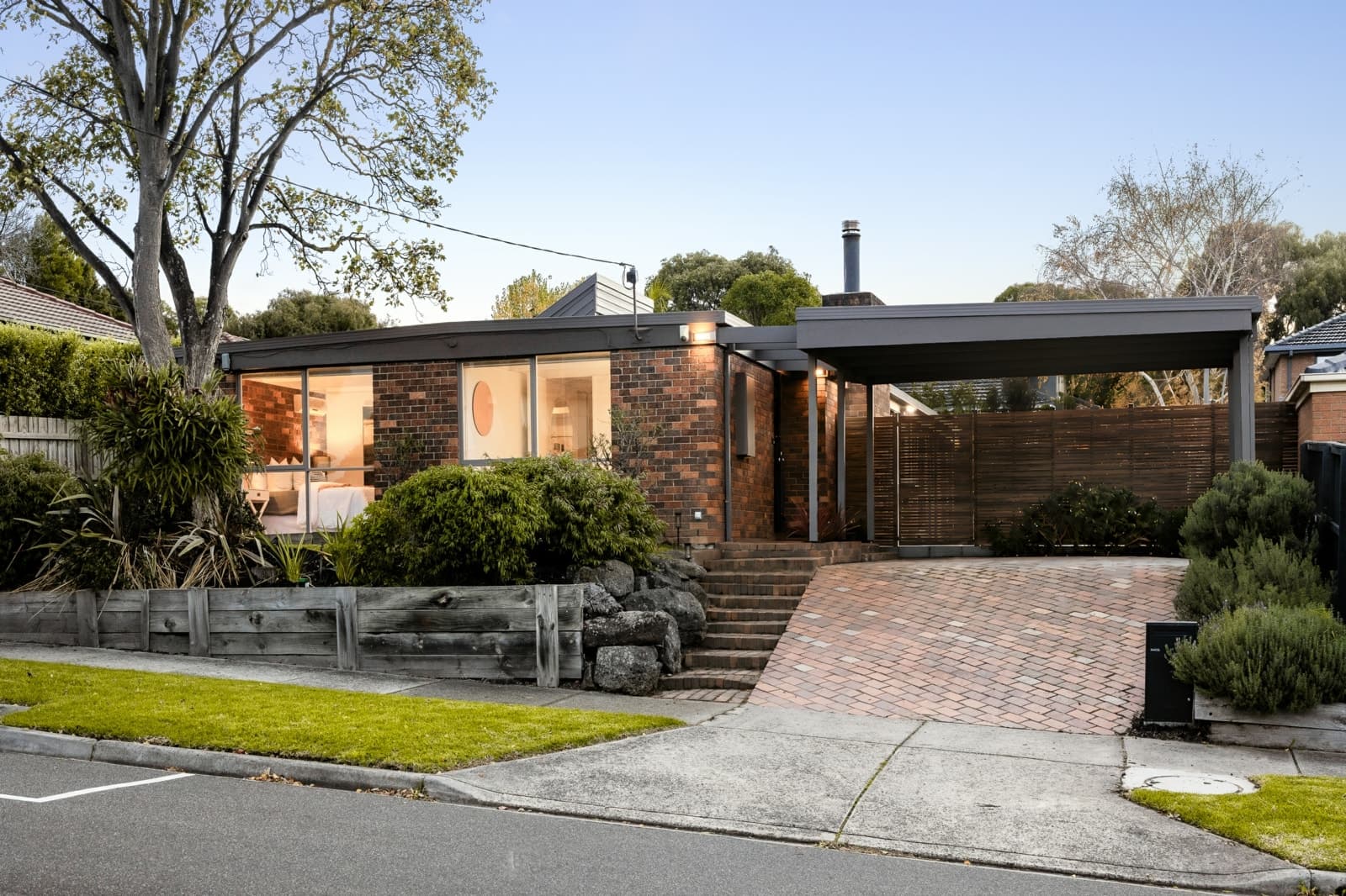 9 Ovens Street, BOX HILL NORTH, Box Hill North - Image 1