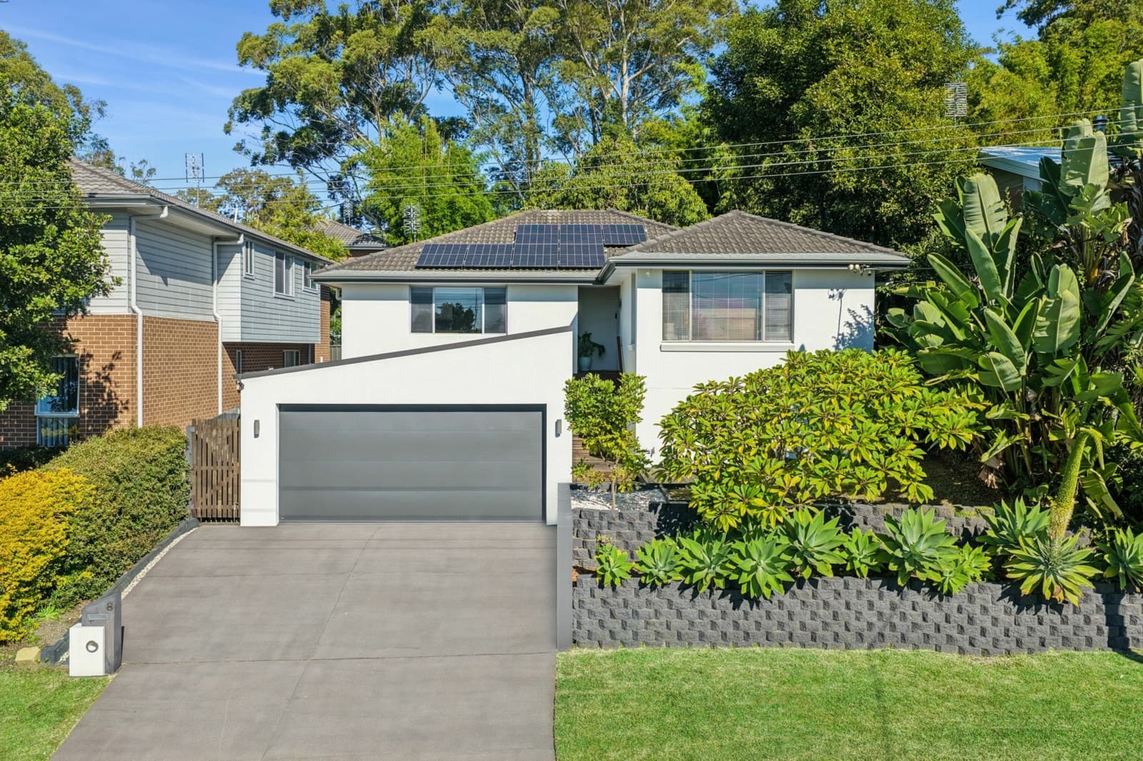 8 Roger Crescent, BERKELEY VALE, Berkeley Vale - Image 1
