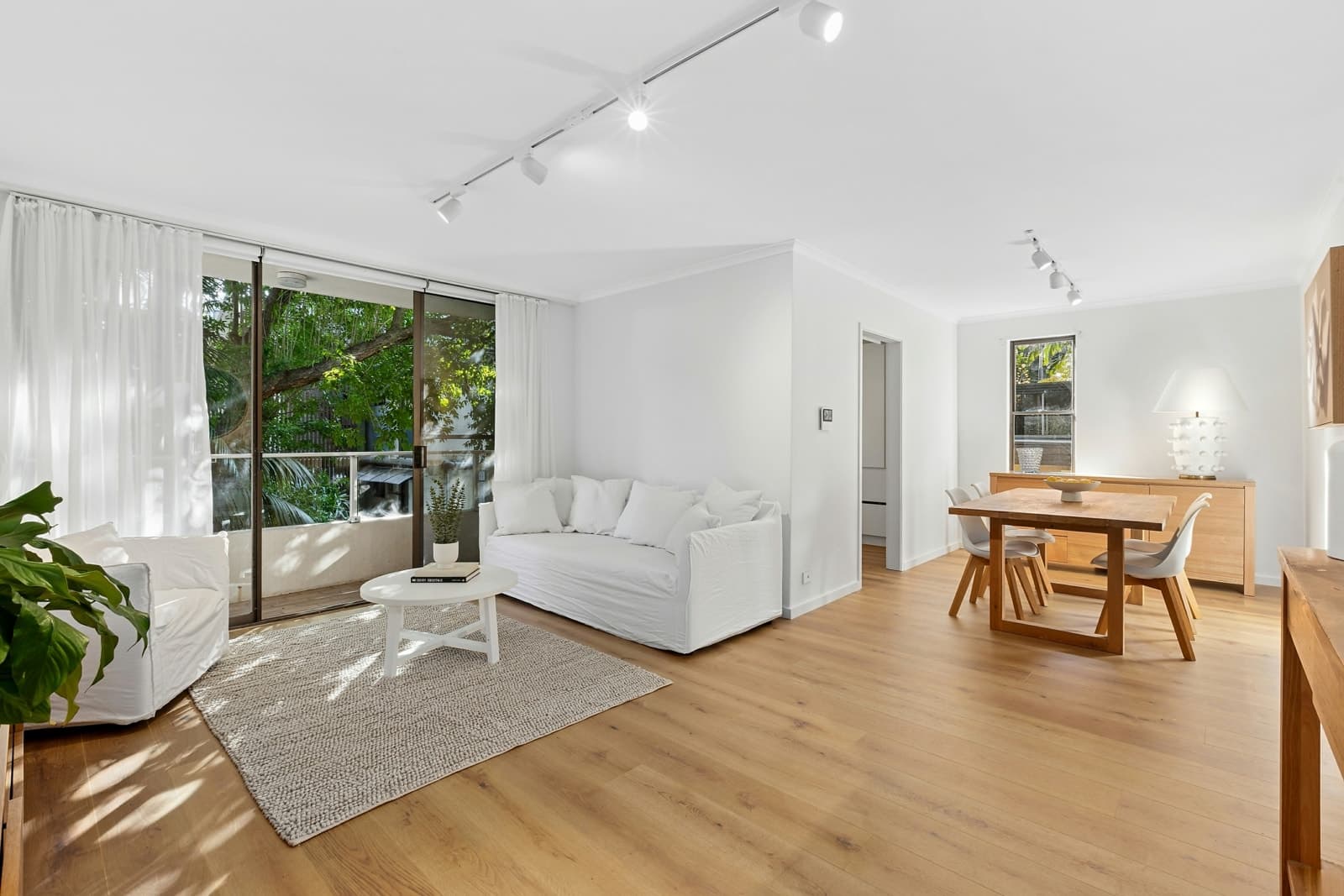 25/2 Rodborough Avenue, CROWS NEST, Crows Nest - Image 1