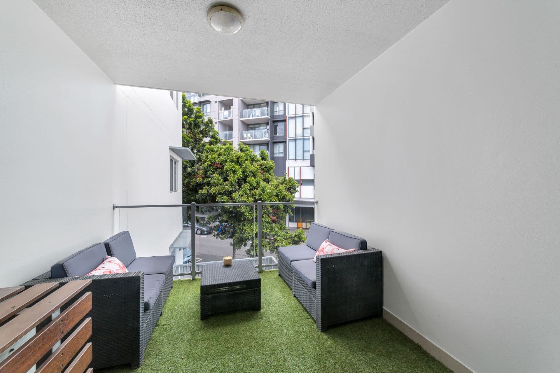 202/333 Water Street Fortitude Valley, Fortitude Valley - Image 1