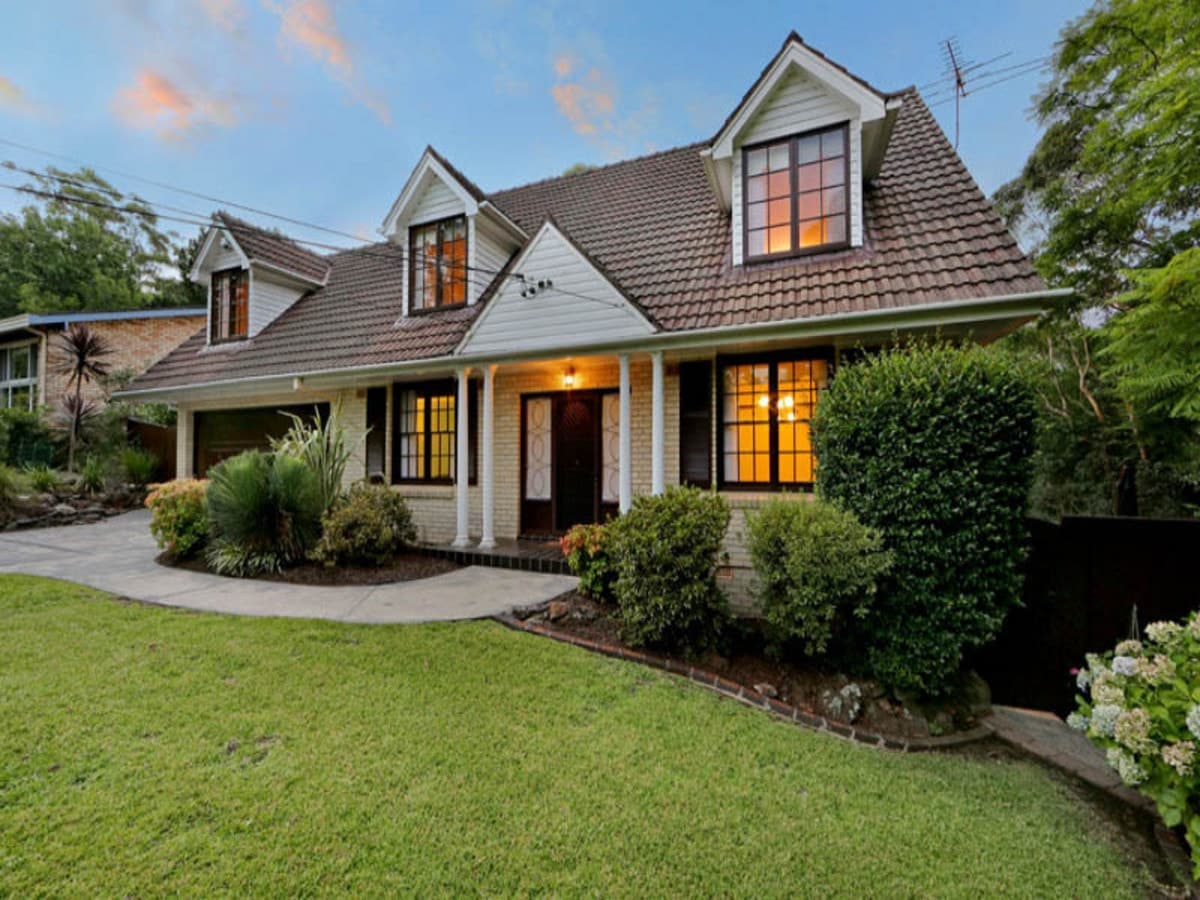 14 Raleigh Crescent, ST IVES CHASE, St Ives Chase - Image 1