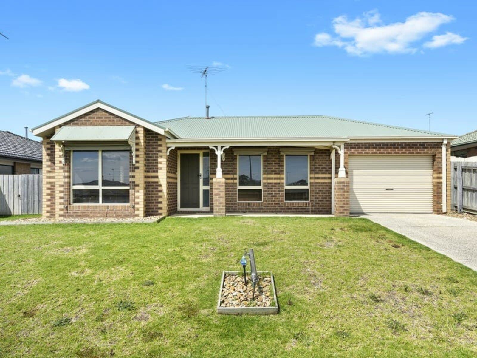 61 Rebecca Drive, LEOPOLD, Leopold - Image 1