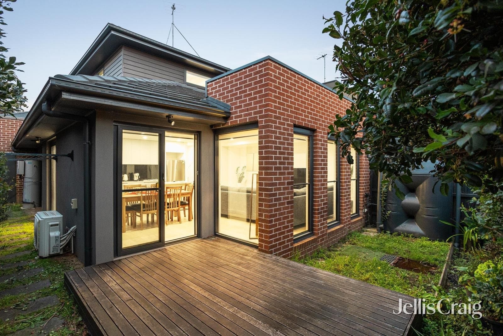 23A Coorie Crescent, Rosanna, Rosanna - Image 1