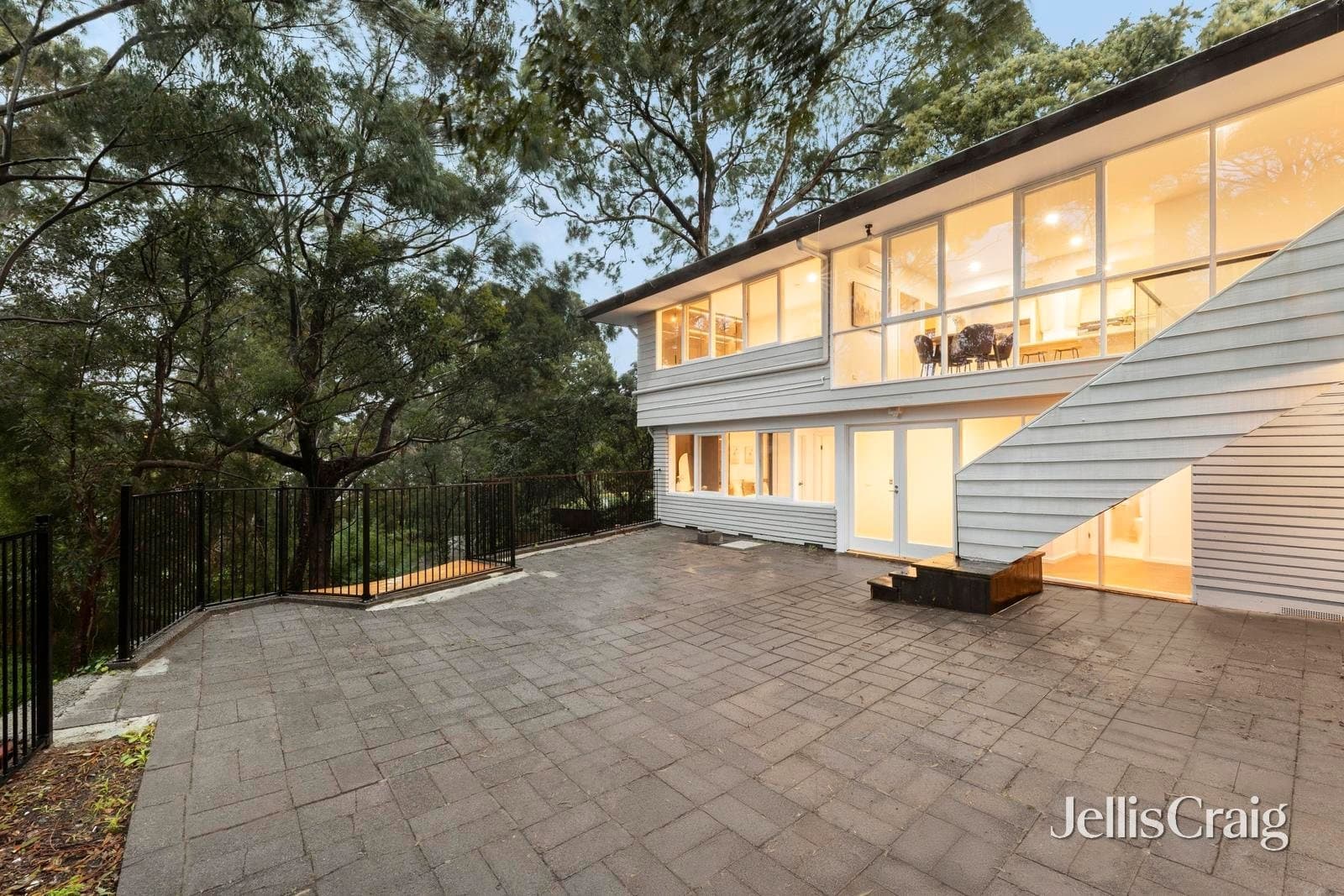 28 Falconer Street, Glen Waverley, Glen Waverley - Image 1
