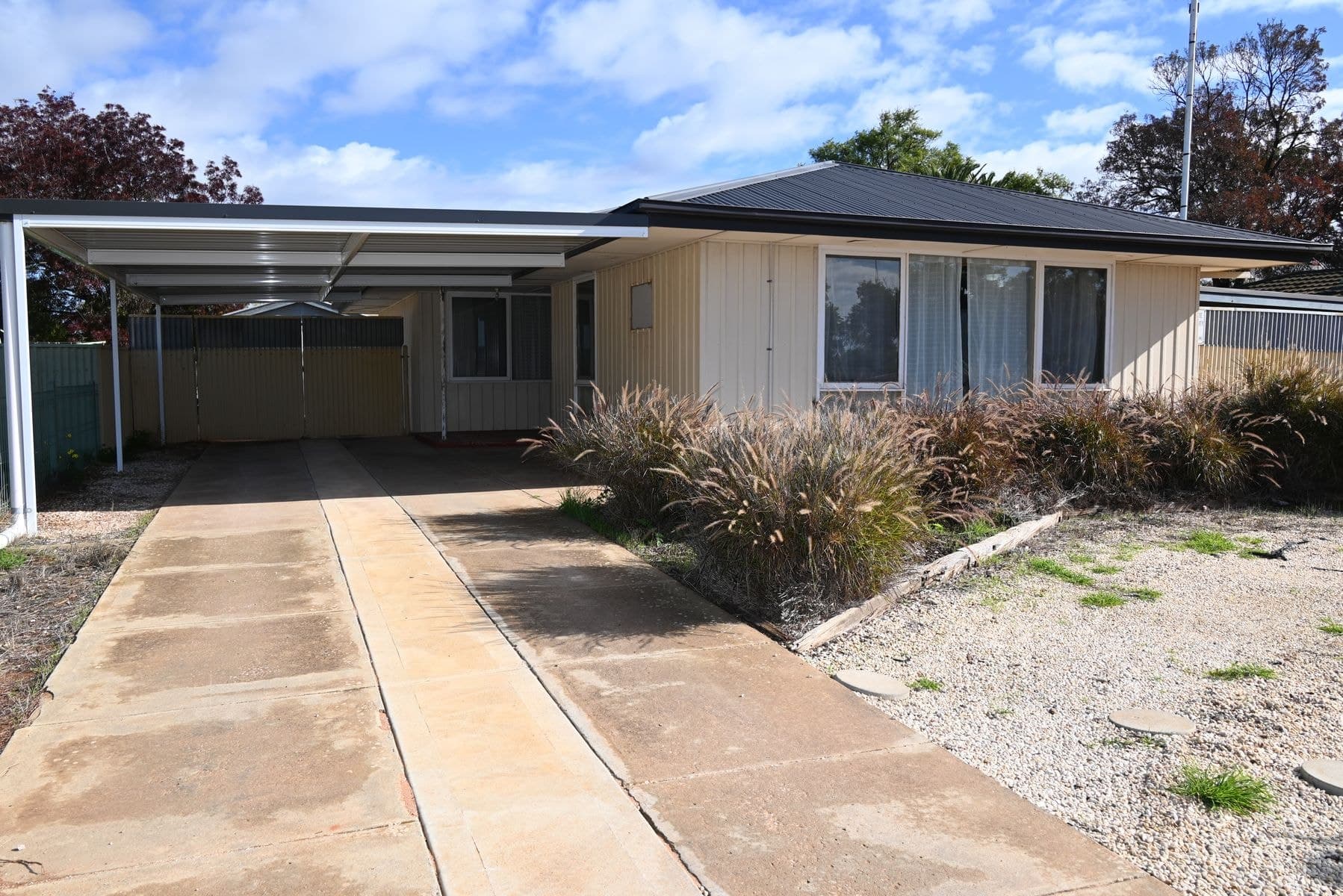 34 Strangman Road, Waikerie SA 5330, Waikerie - Image 1