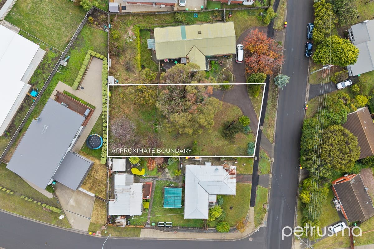 166 Flagstaff Gully Road Lindisfarne TAS 7015, Lindisfarne - Image 1