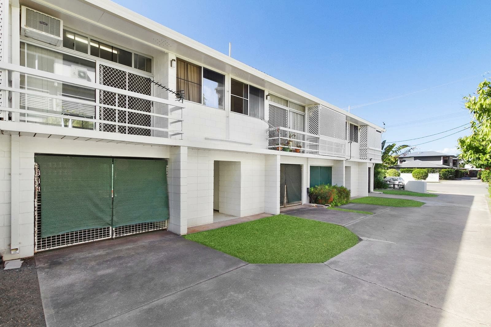 4/76 Cook Street, NORTH WARD, North Ward - Image 1
