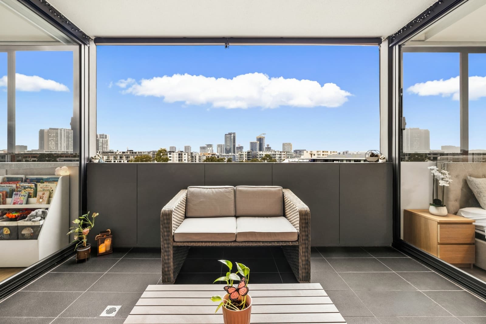 12131/19 Amalfi Drive, WENTWORTH POINT, Wentworth Point - Image 1