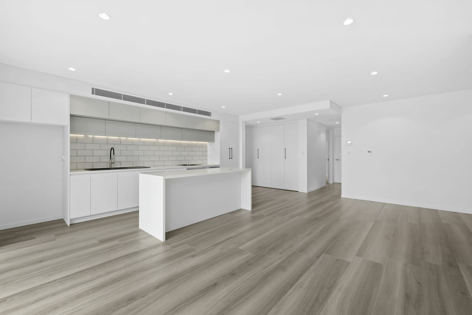 102/301 Miller Street, CAMMERAY, Cammeray - Image 1