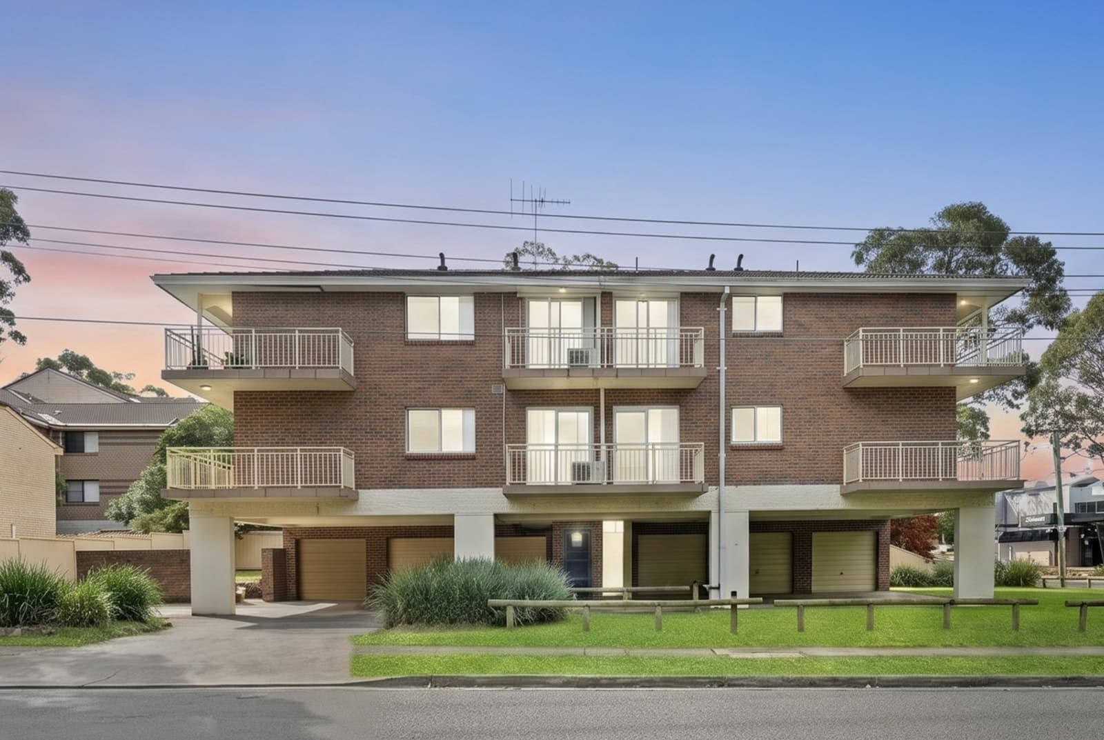 17 Oxford Street, MERRYLANDS, Merrylands - Image 1