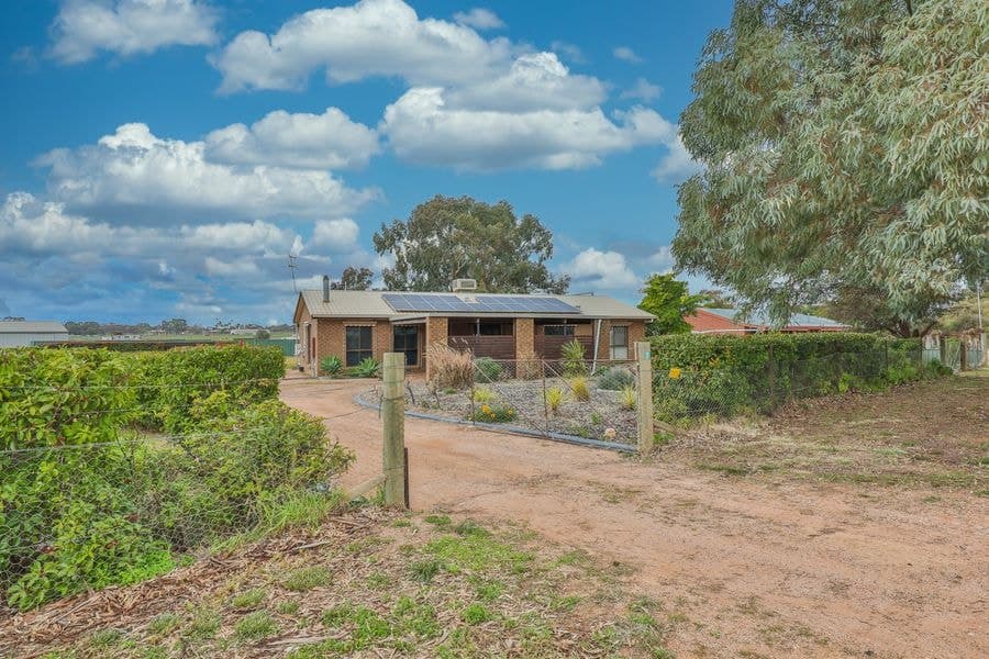 37 Maple Avenue, Koorlong VIC 3501, Koorlong - Image 1