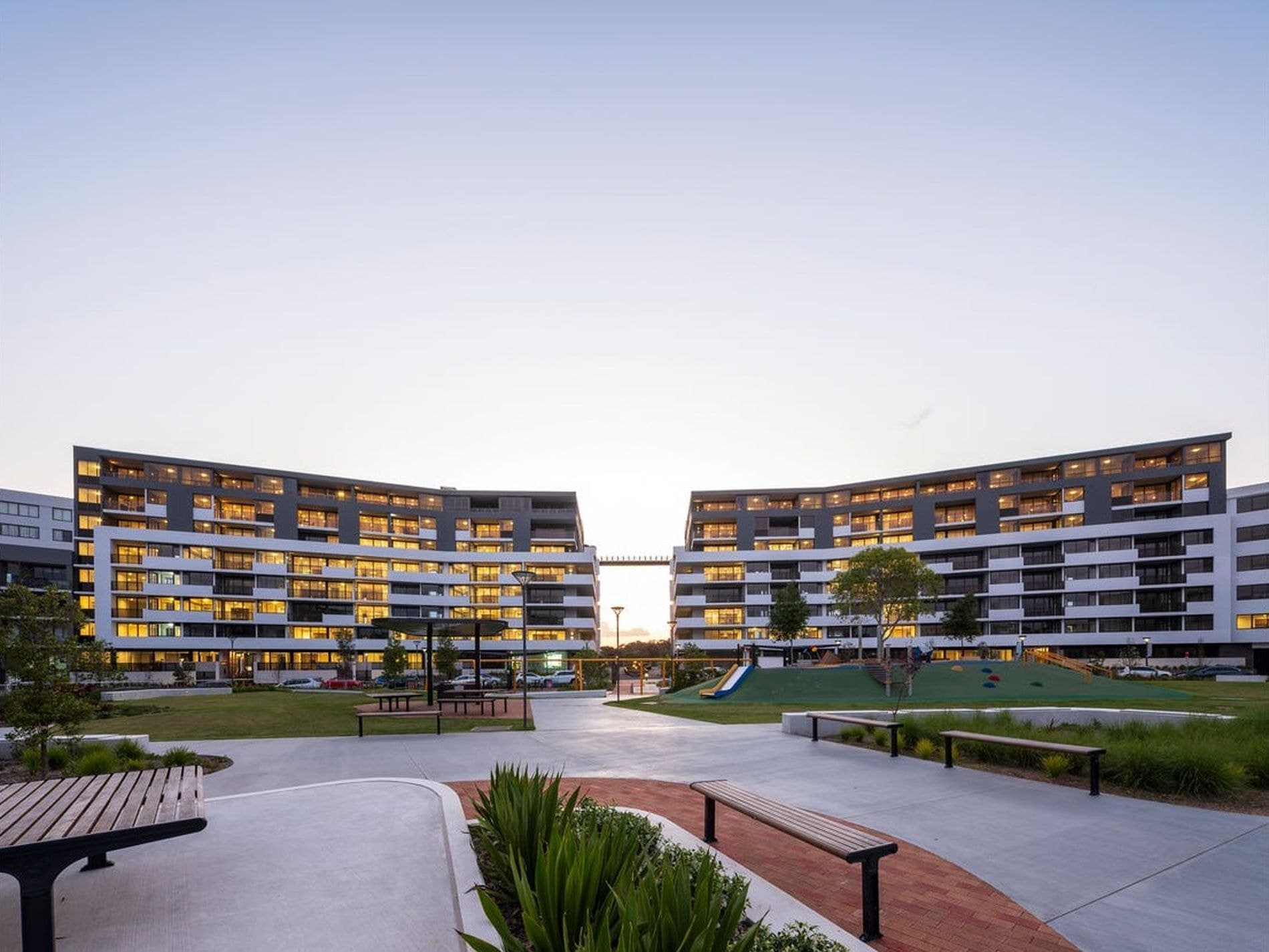 17 Amalfi Drive, Wentworth Point, Wentworth Point - Image 1
