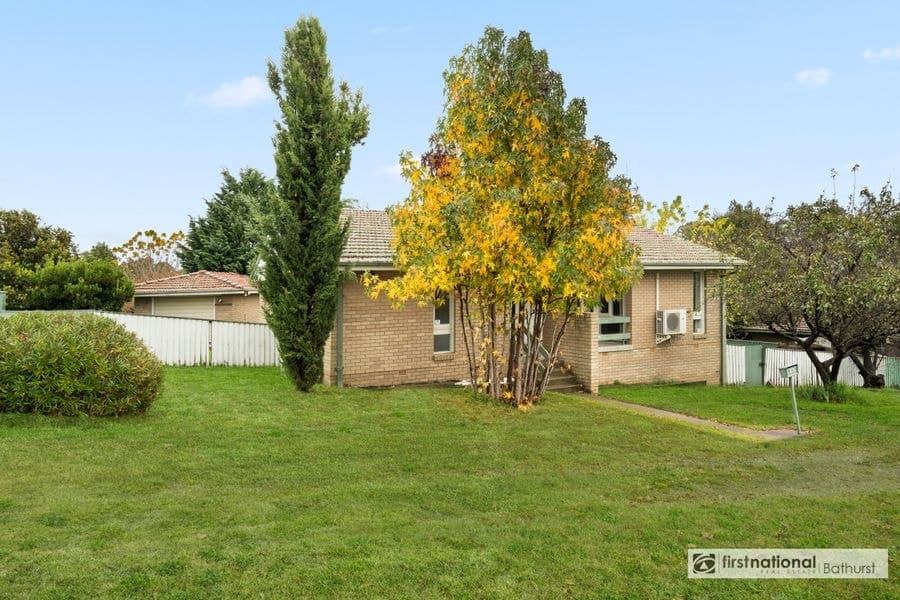 67 Corry Place, Bathurst NSW 2795, Bathurst - Image 1