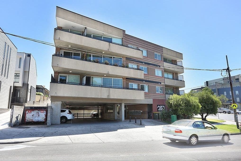 9/203 Nicholson Street, Coburg, VIC 3058, Coburg - Image 1