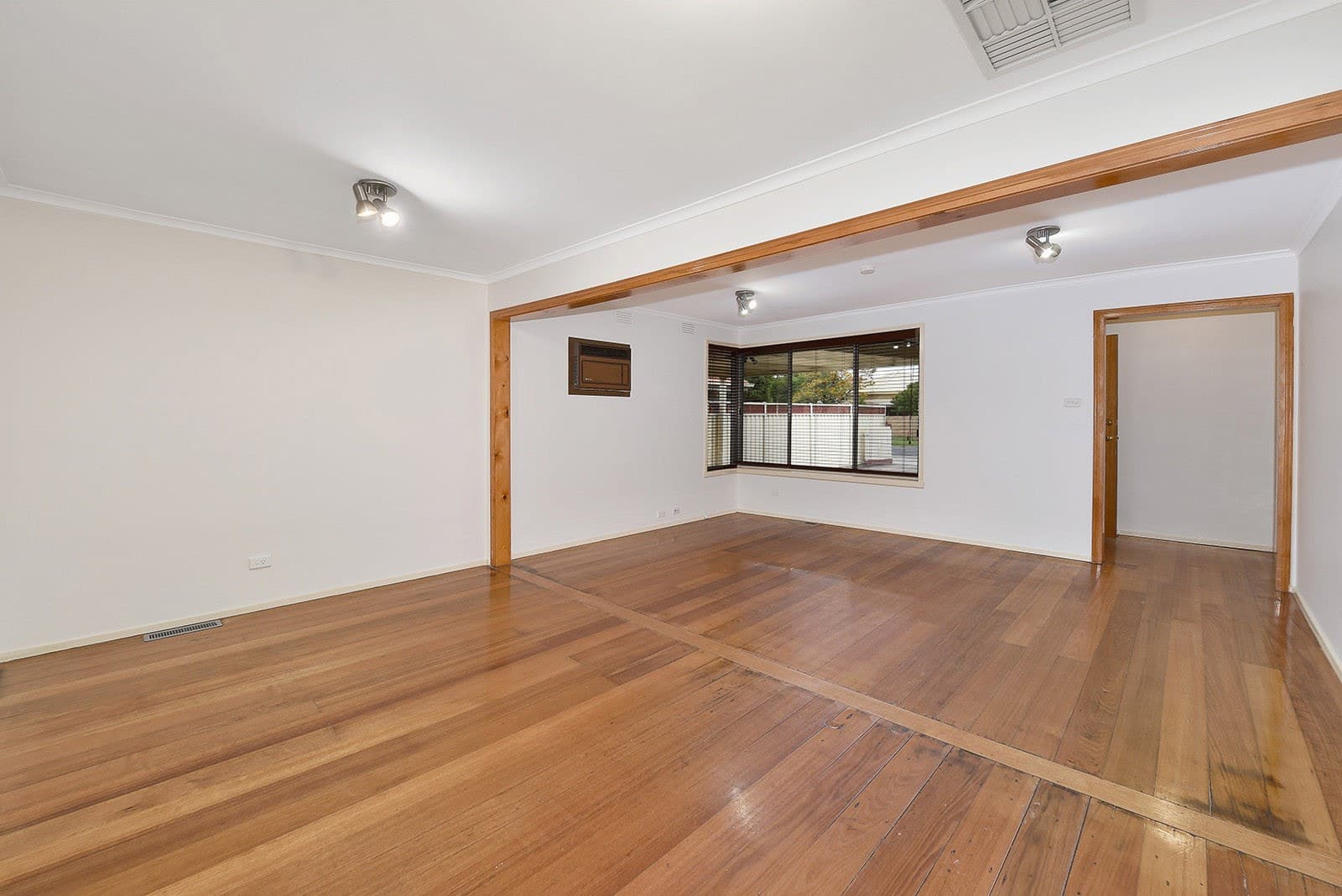 118 Carrick Drive, Gladstone Park, VIC 3043, Gladstone Park - Image 1