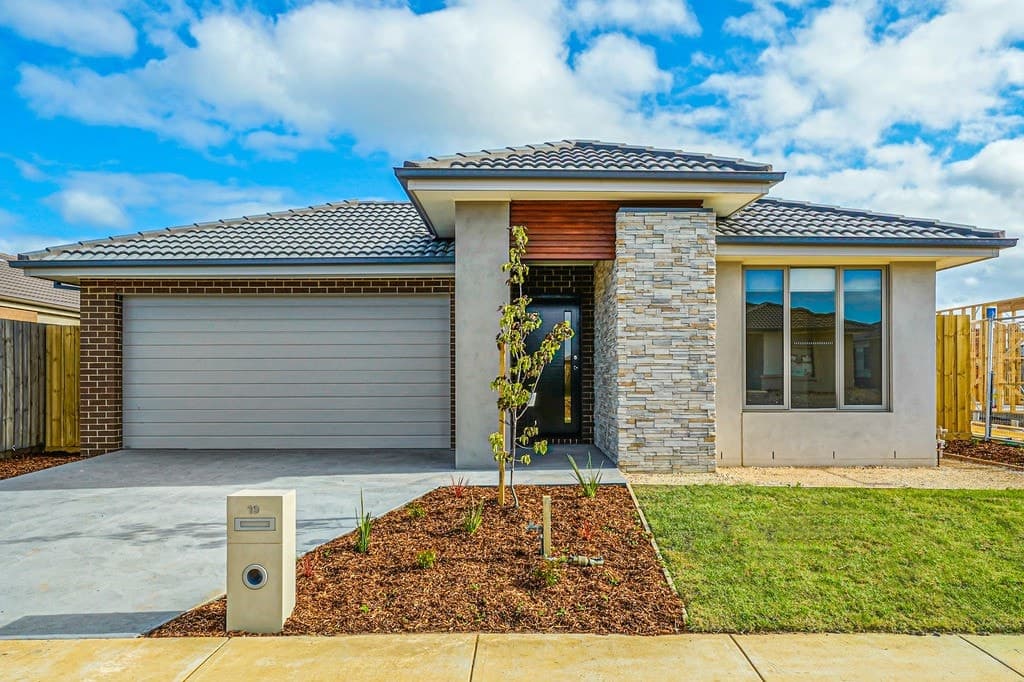 19 Gallant Road, St Leonards, VIC 3223, St Leonards - Image 1