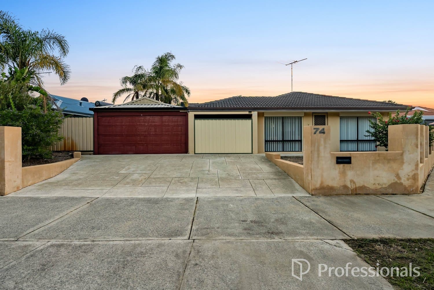74 Dalrymple Drive, Leda WA 6170, Leda - Image 1