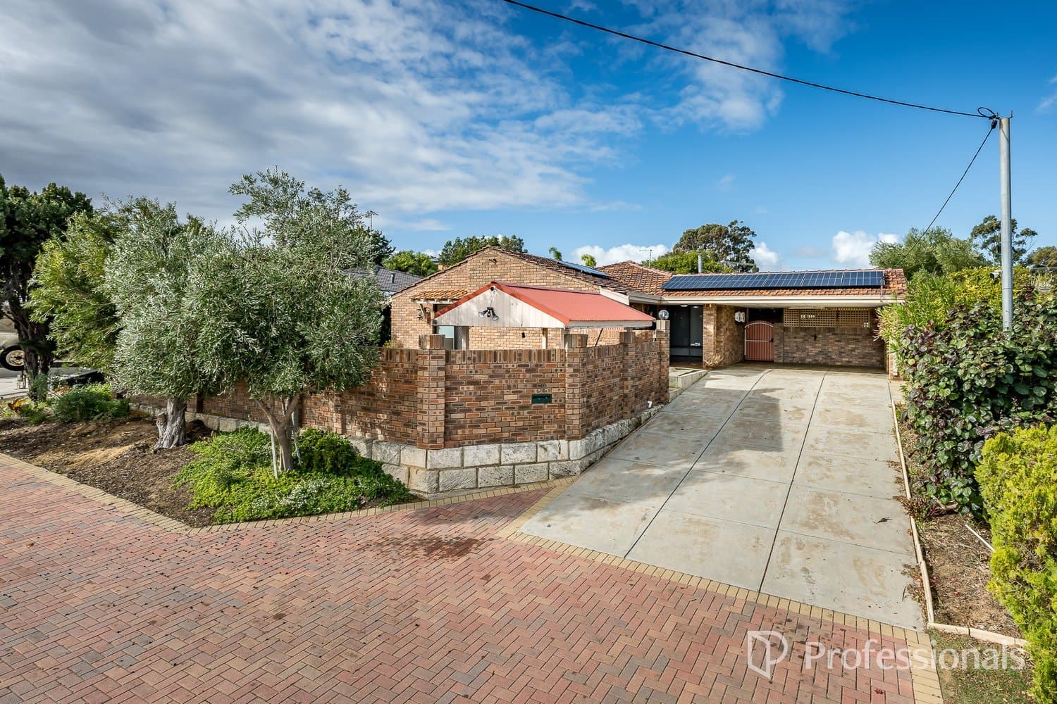 52 Macquarie Avenue, Padbury WA 6025, Padbury - Image 1