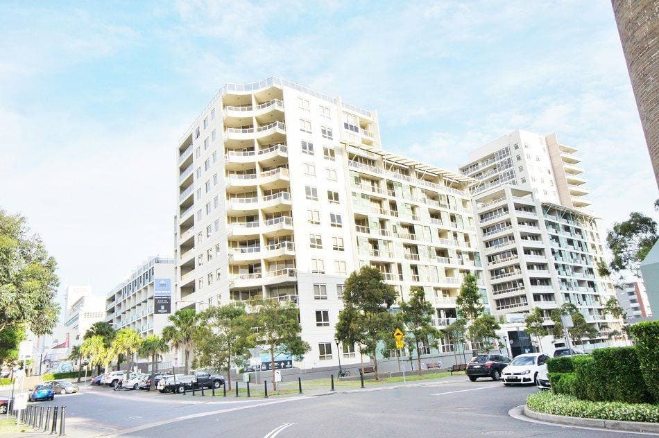 11 Potter Street, Waterloo - Image 1
