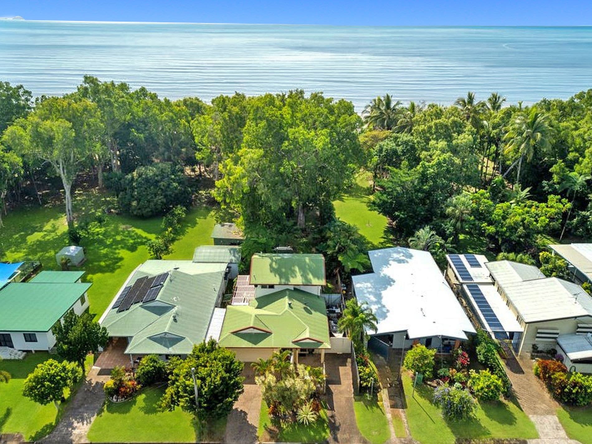 64 Evans Road, Bramston Beach, Bramston Beach - Image 1