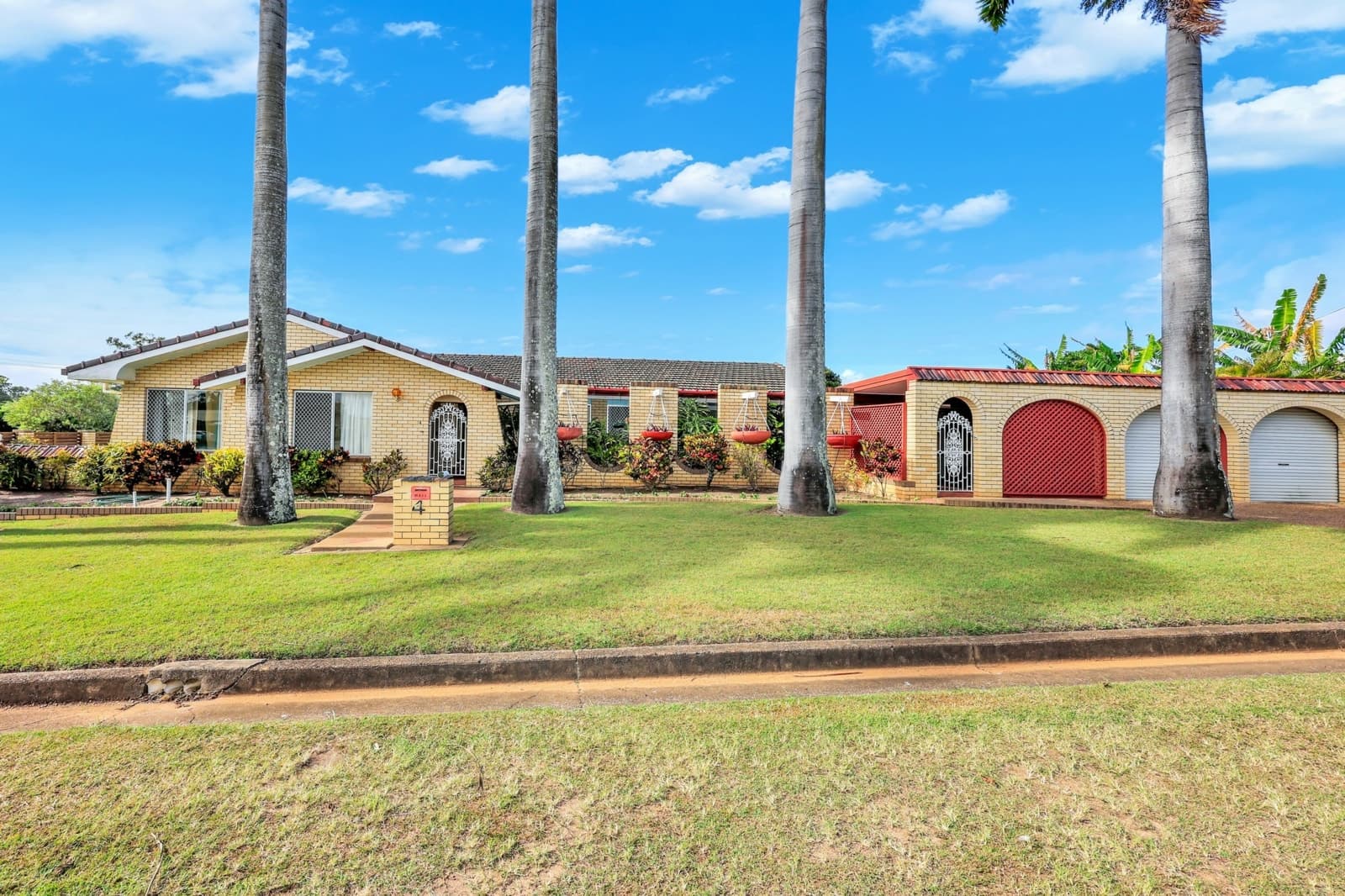4 Frauca Street, KEPNOCK, Kepnock - Image 1
