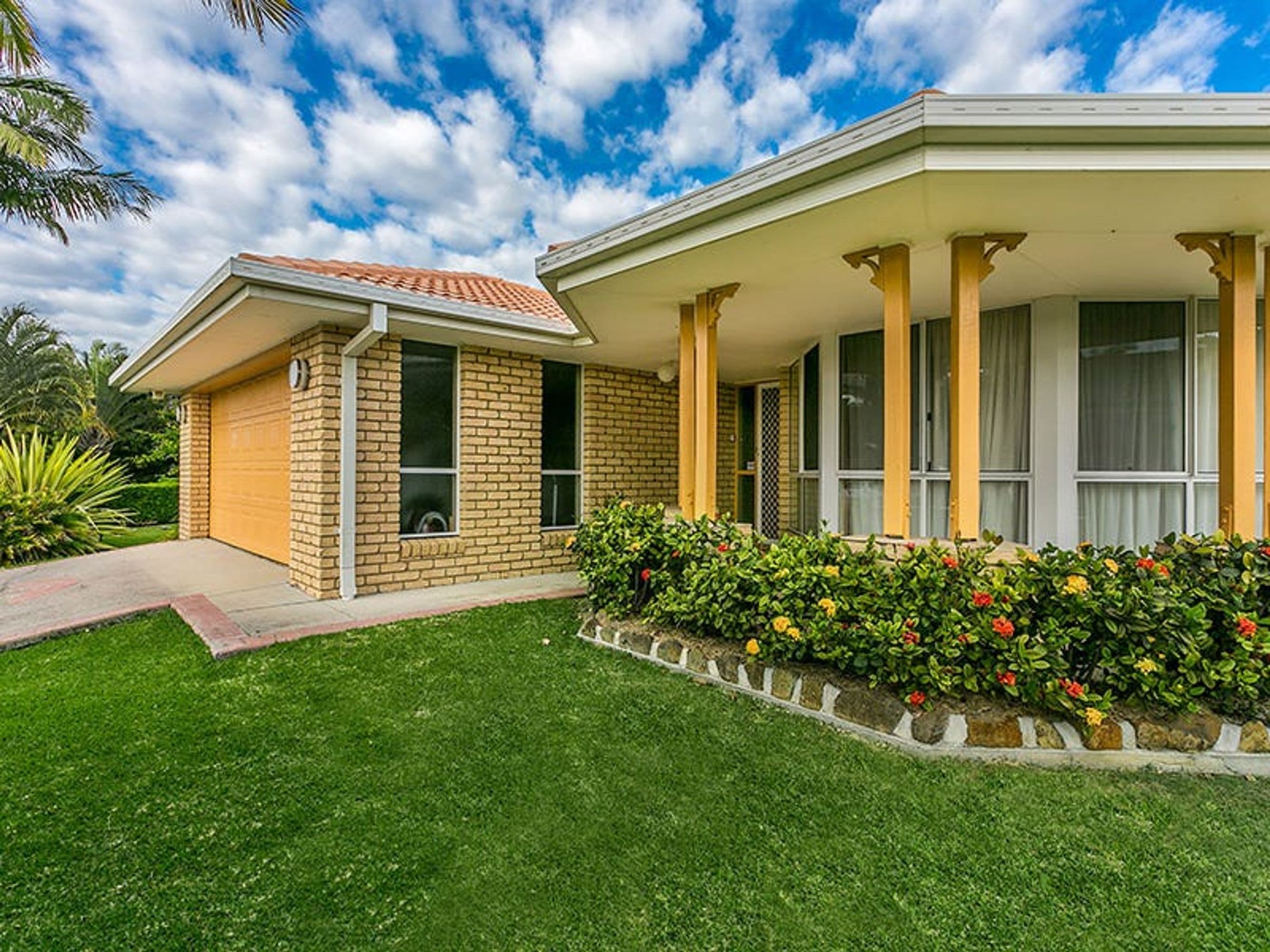 77 Beech Drive, Suffolk Park - Image 1